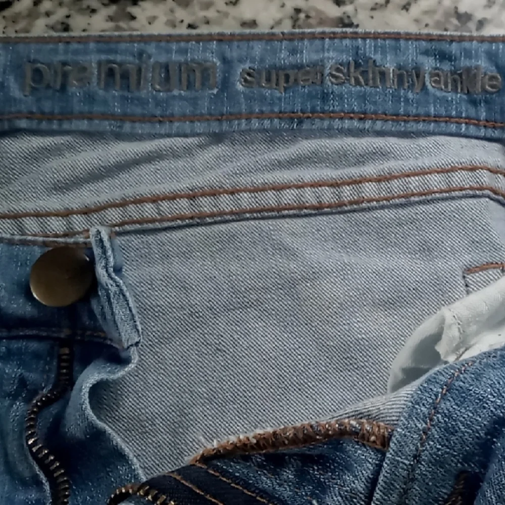 Blue Star Patterned Jeans - Picture 4 of 5